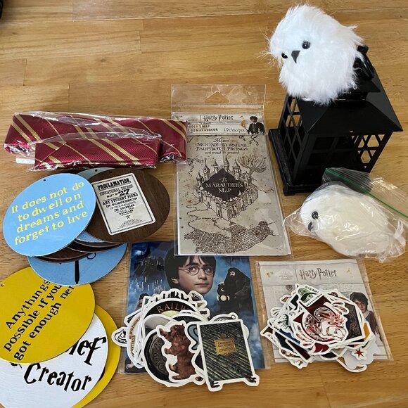 Harry Potter Inspired Theme Lot #3 - 80 Pieces - Picture 1 of 6